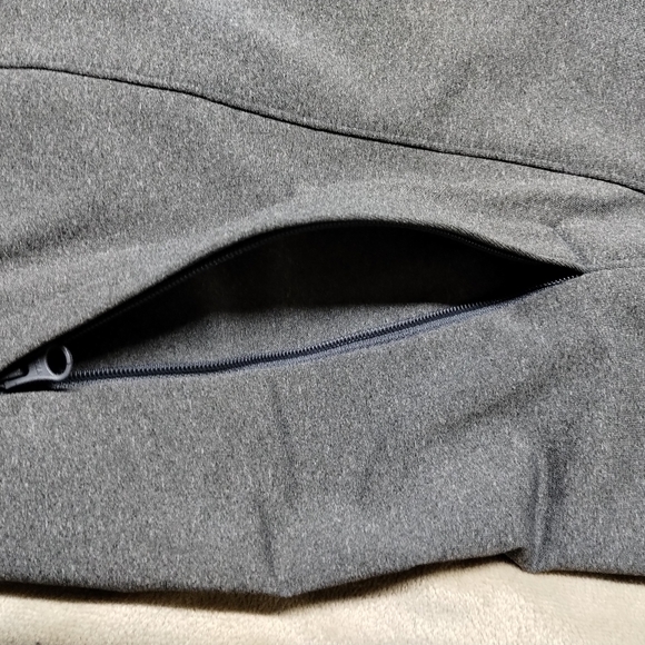 Mountain Hardwear soft shell jacket gray large - Picture 7 of 14